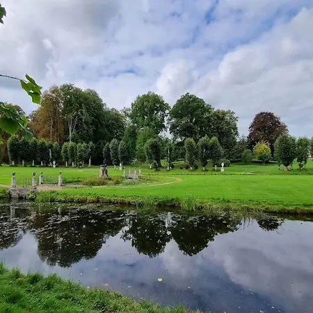 8 Person In Bogense-by Traum